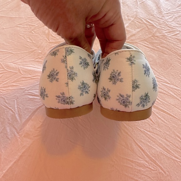 “ SOLD “Beautiful EDGEHILL COLLECTION Dress Shoes - Picture 4 of 5